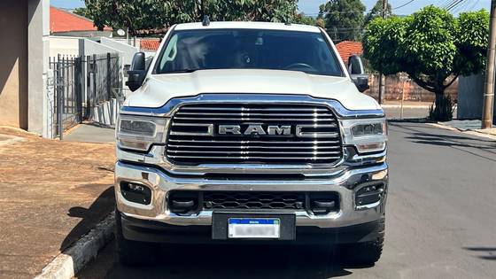 RAM 2500 6.7 I6 TURBO DIESEL LARAMIE CD 4X4 AUTOMÁTICO RAM 2500 6.7 I6 TURBO DIESEL LARAMIE CD 4X4 AUTOMÁTICO